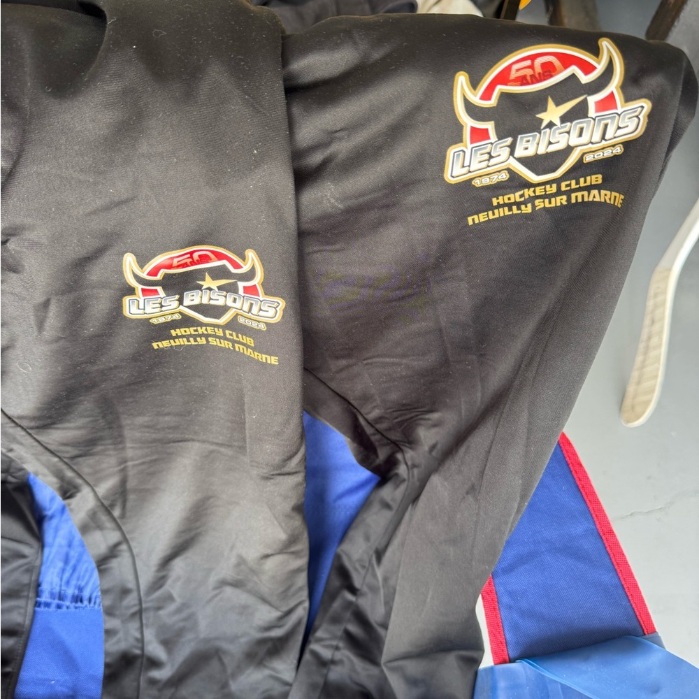 Les Bisons Black and Blue Jacket